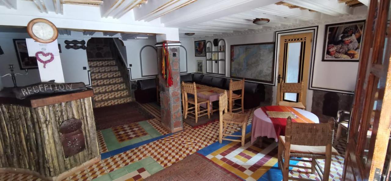 Auberge Des Peupliers Cafe Restaurant Akhendachou n'Aït Ouffi エクステリア 写真