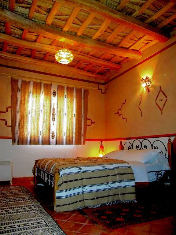 Auberge Des Peupliers Cafe Restaurant Akhendachou n'Aït Ouffi エクステリア 写真