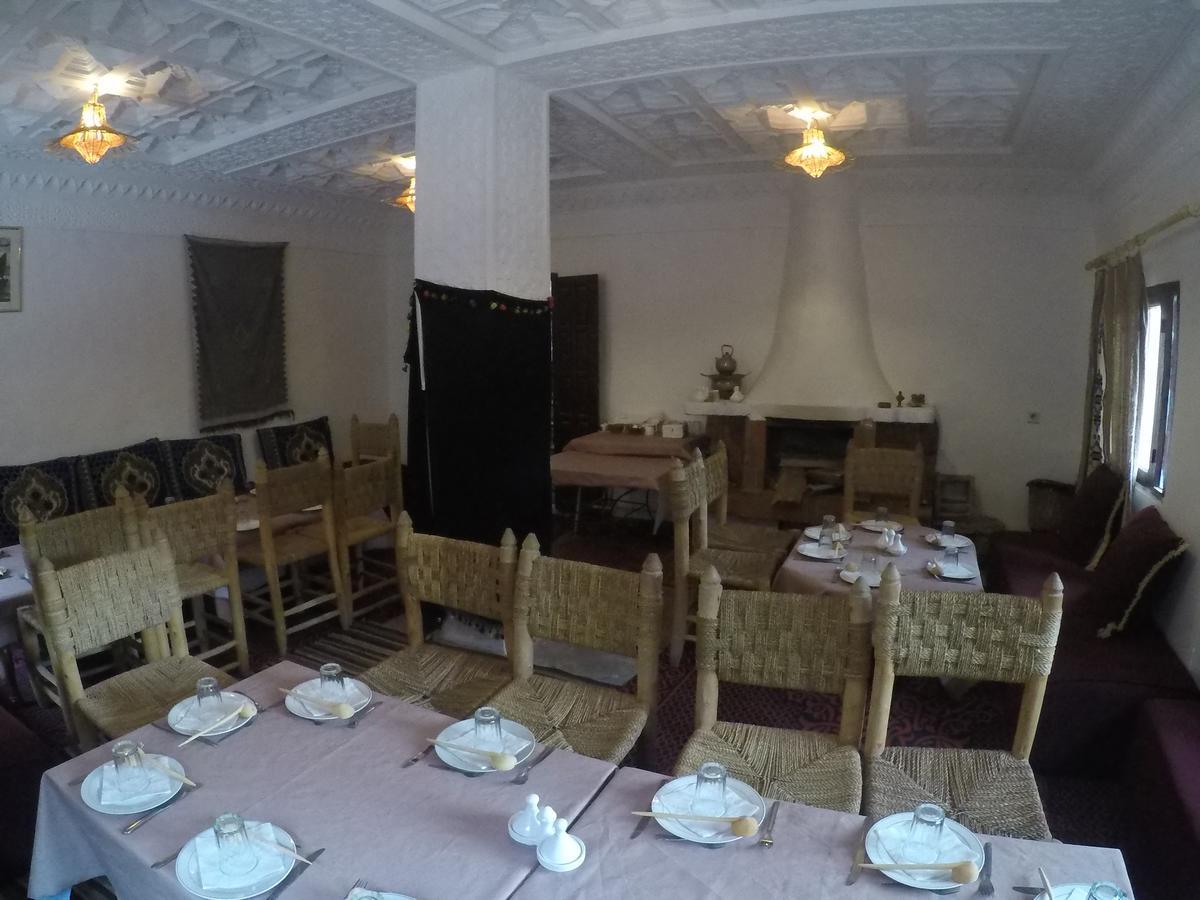 Auberge Des Peupliers Cafe Restaurant Akhendachou n'Aït Ouffi エクステリア 写真